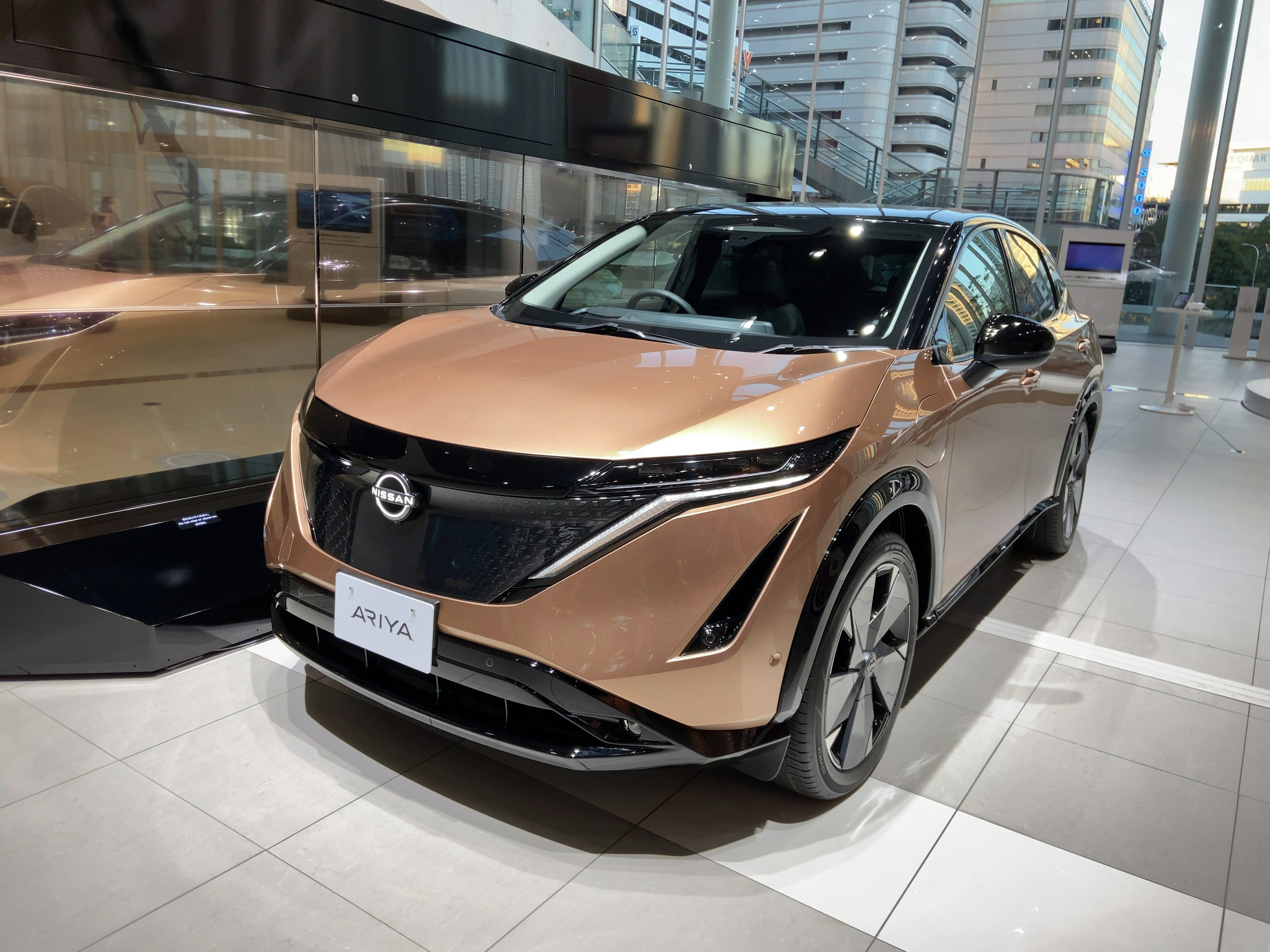 トヨタ レクサス に続け 日産 ポスト シーマ 次の一手 M A Online M Aをもっと身近に